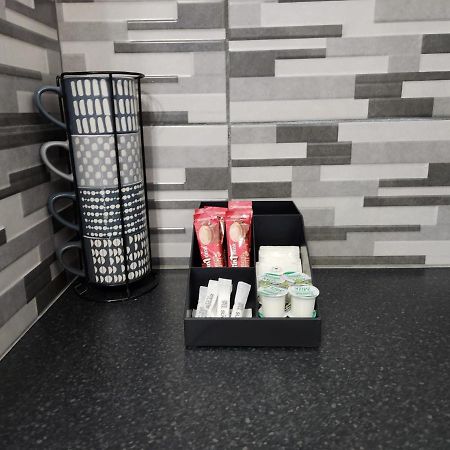 1 Bedroom Service Apartment With Netflix West Thurrock Εξωτερικό φωτογραφία